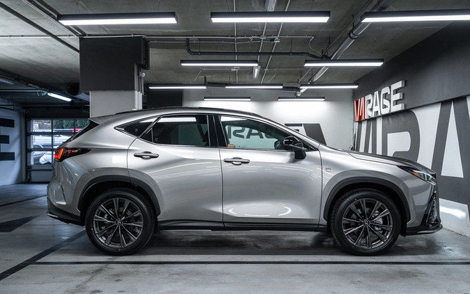 Lexus NX cena 279900 przebieg: 50, rok produkcji 2023 z Kraków małe 352